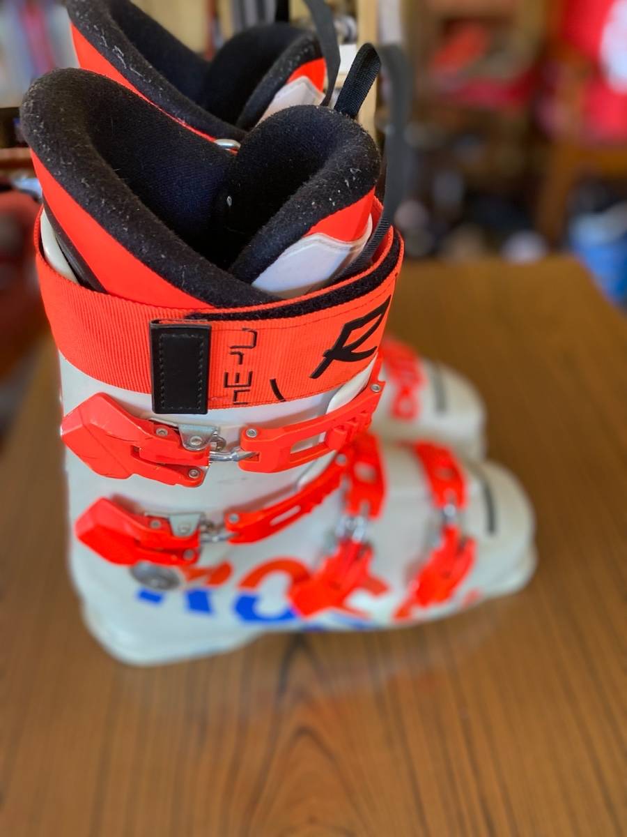 Vends chaussures de ski rossignol taille 25.5