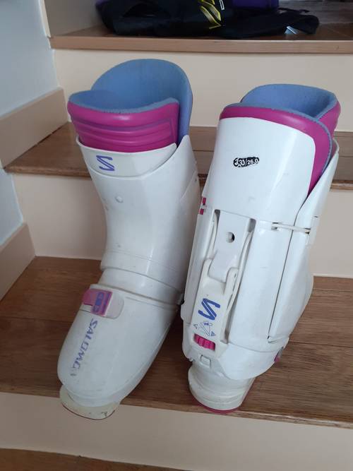 VENDS CHAUSSURES DE SKI VINTAGE