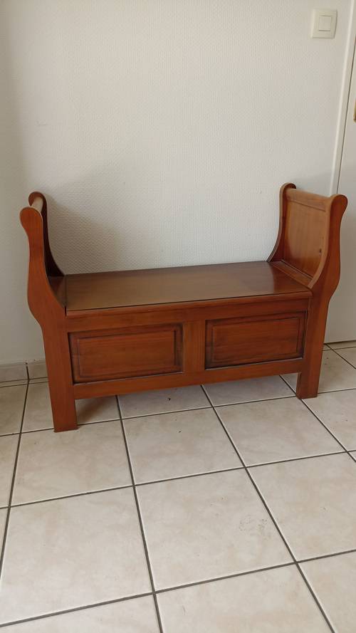 Vends coffre banc Louis Philippe merisier massif