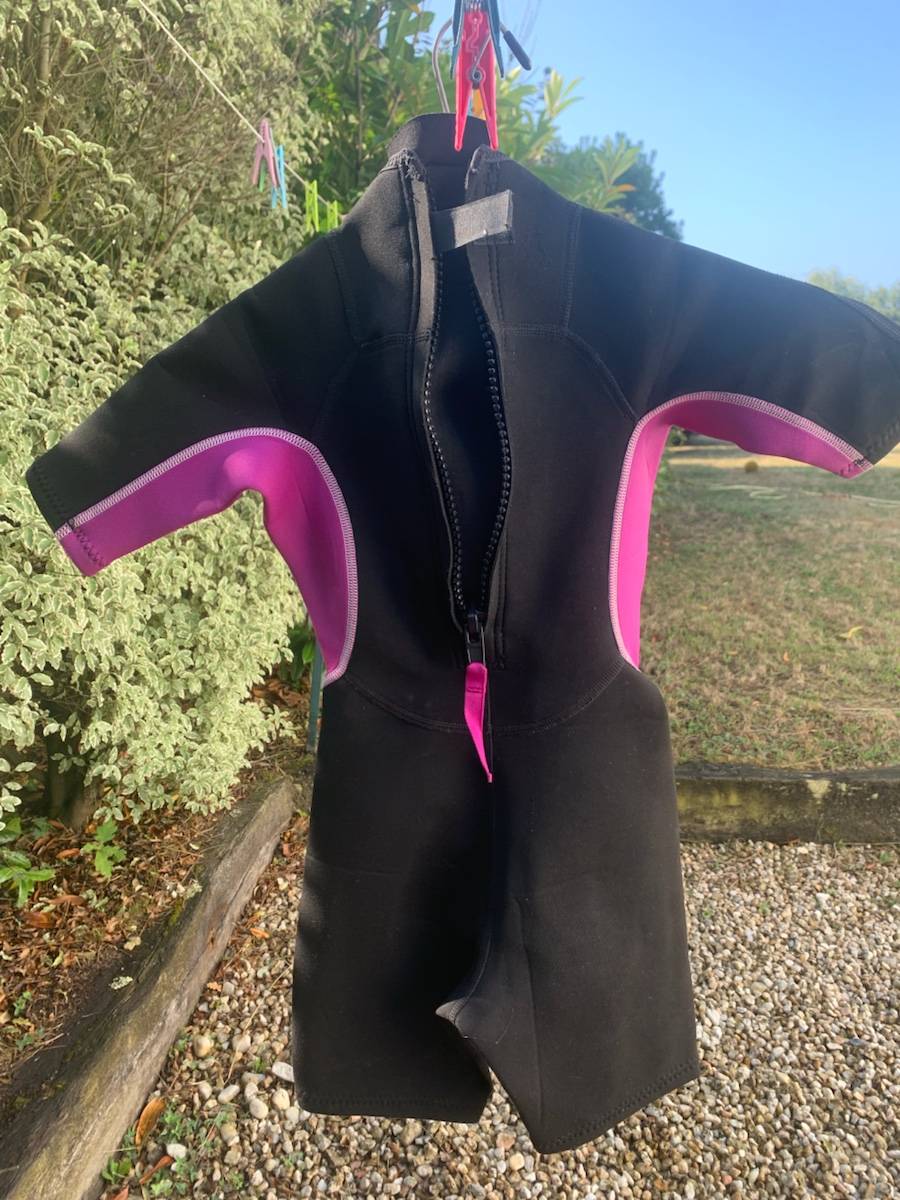 Vends combinaison shorty enfant