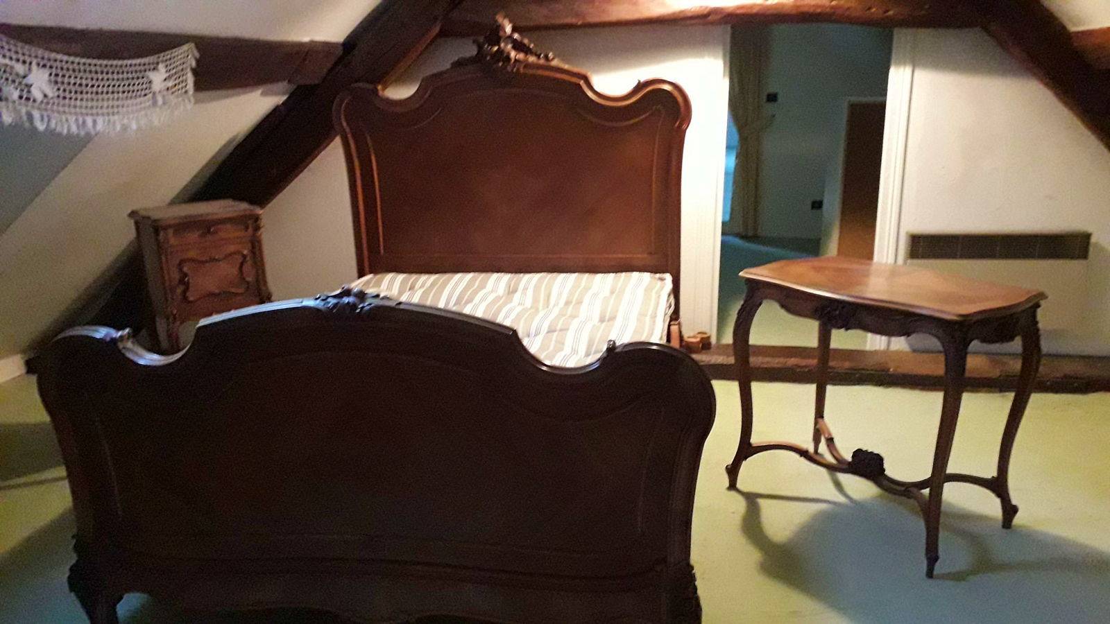 Vends lit coquille sans sommier