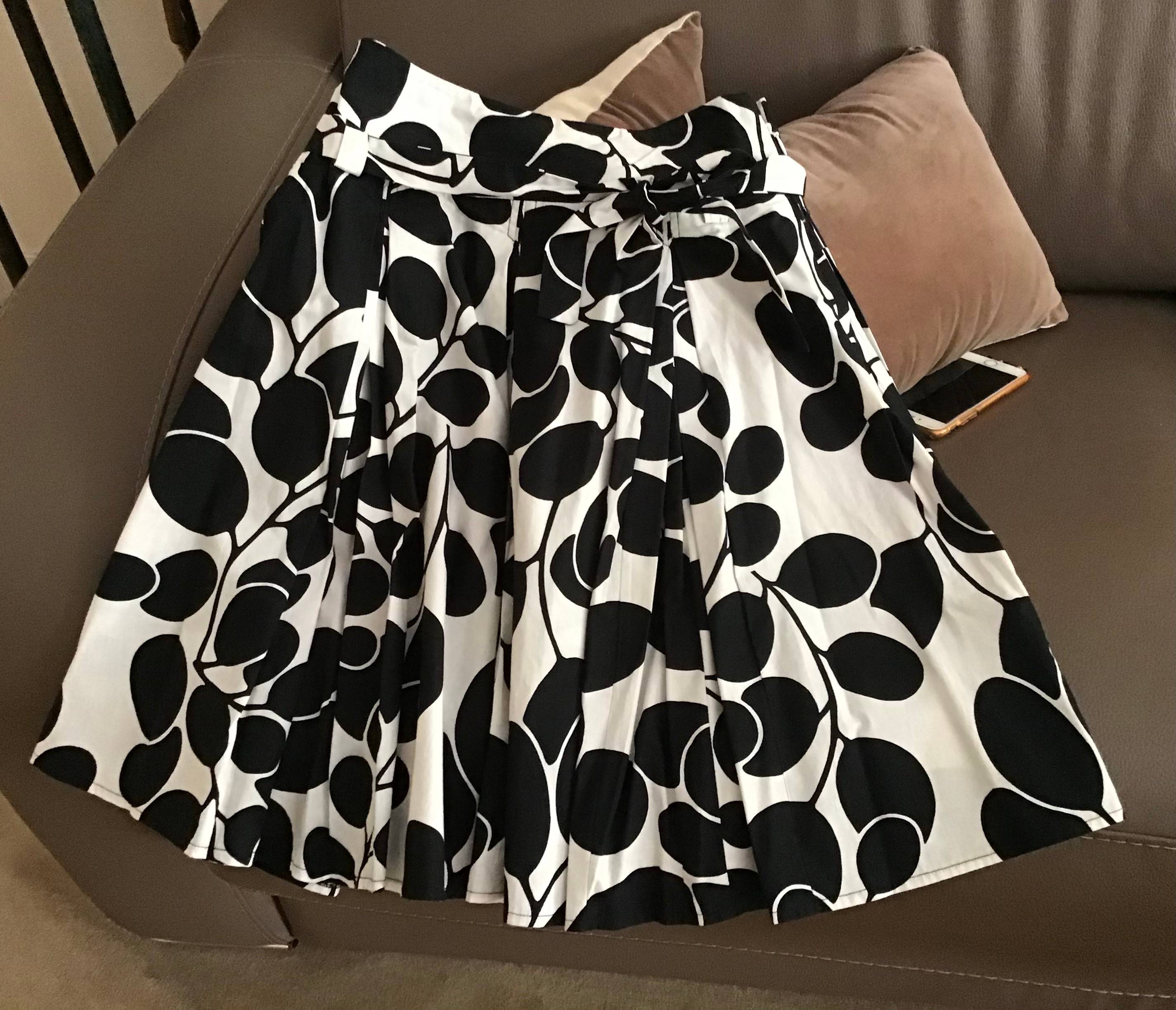 Jupe Droite RIBBS Taille 38 - Coton Satiné Noir Et Blanc, Neuve Sans étiquettes