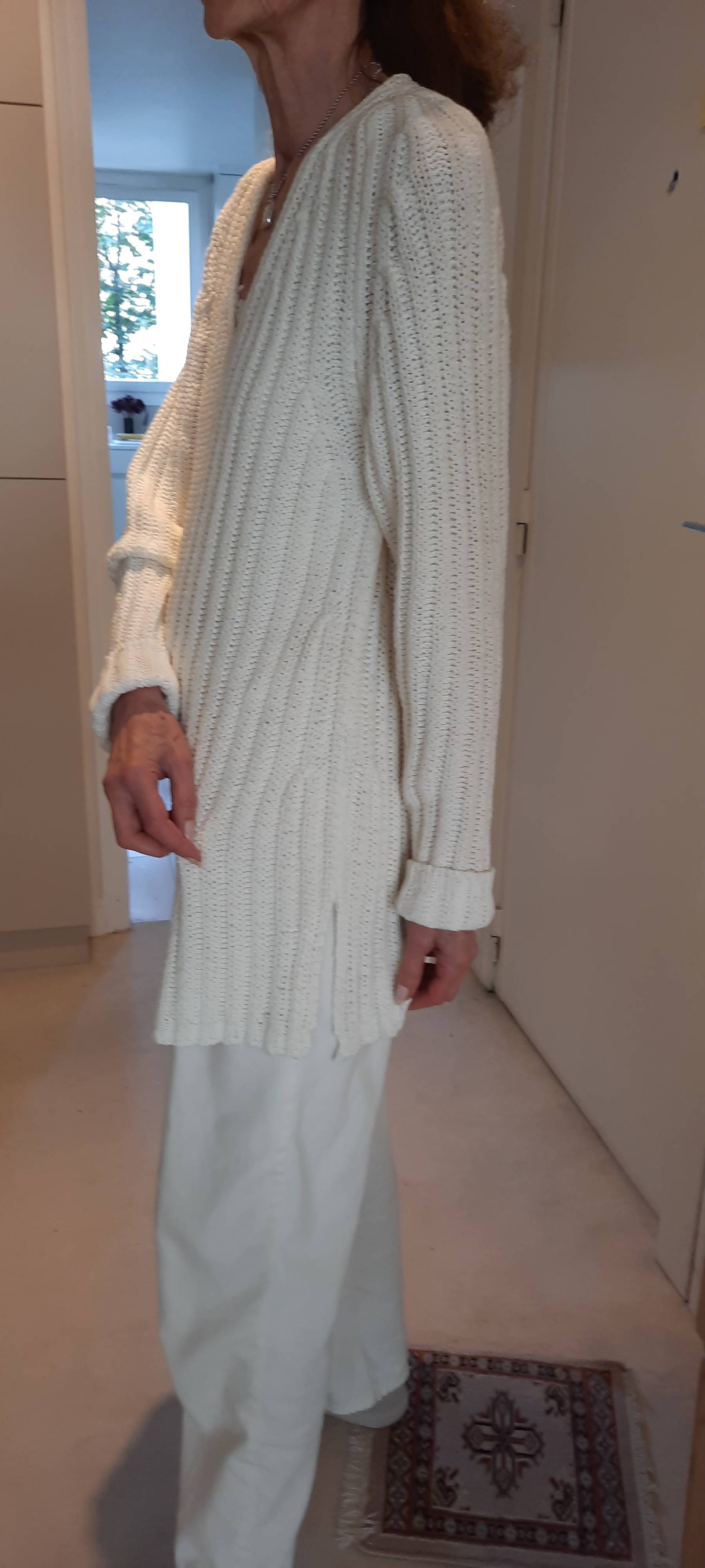 Vends long pull coton crème style décontracté - Taille M