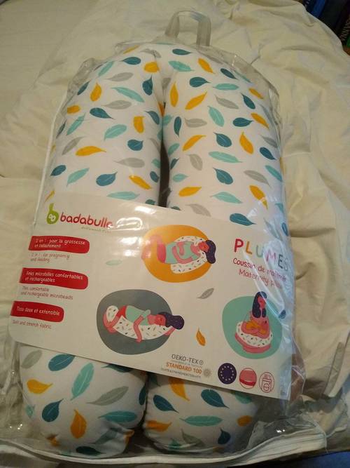 Vends coussin d’allaitement neuf