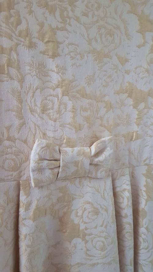 Vends robe demoiselle d’honneur en parfait état - Taille 10 ans