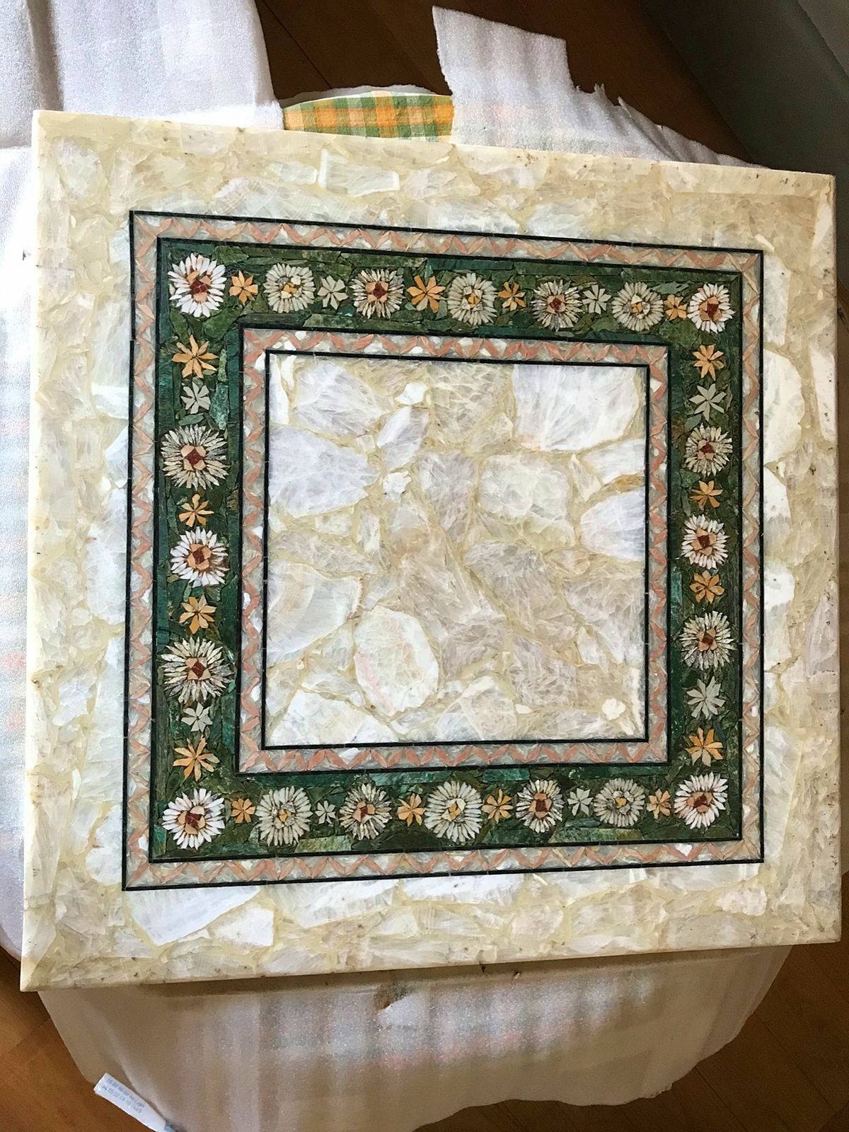 Vends dessus de table pietra dura du Brésil