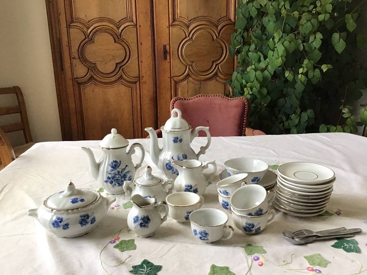 Lot De 6 Pièces Pour Toilette De Poupée En Porcelaine, Dinette Ancienne