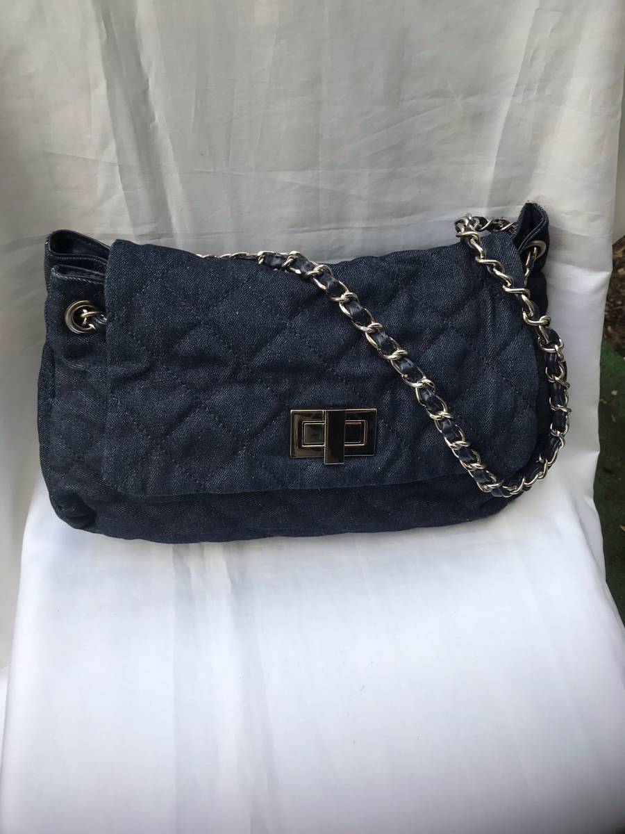 Vends sacs divers en bon état