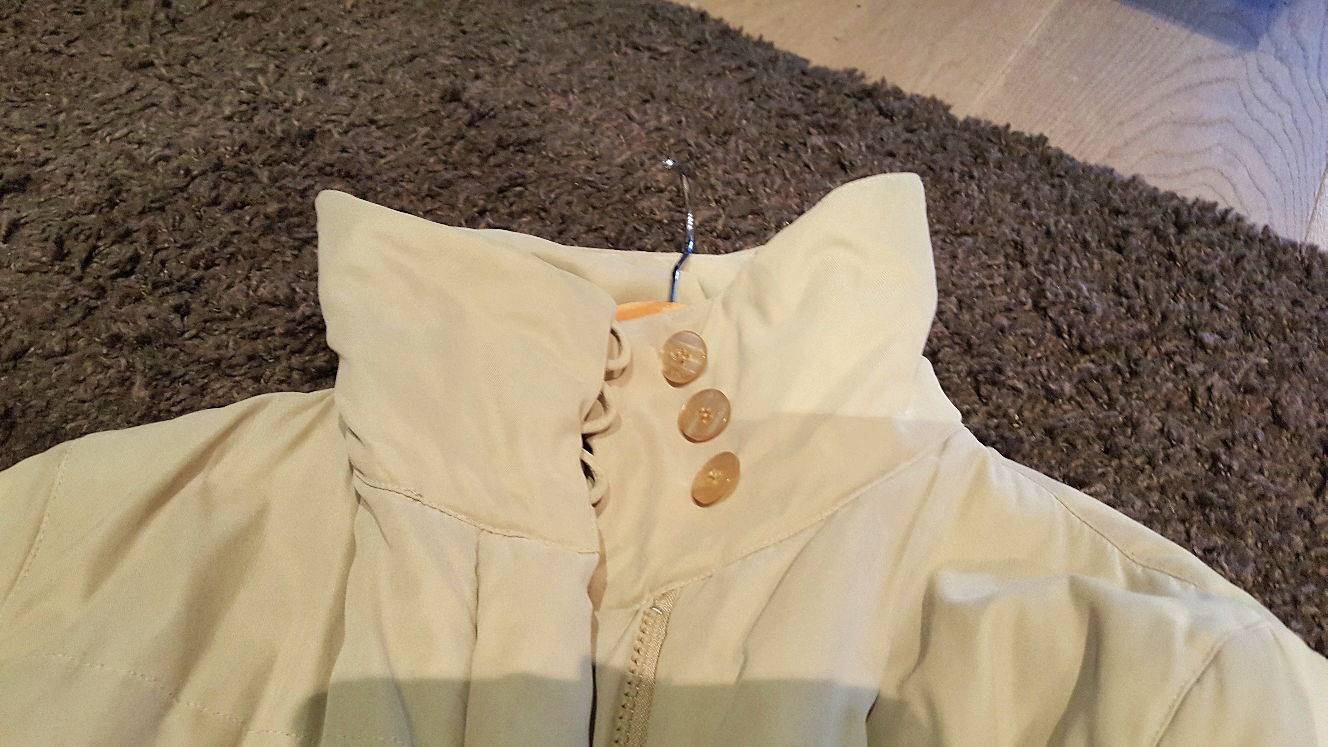 Vends doudoune Nina Ricci beige - Taille L