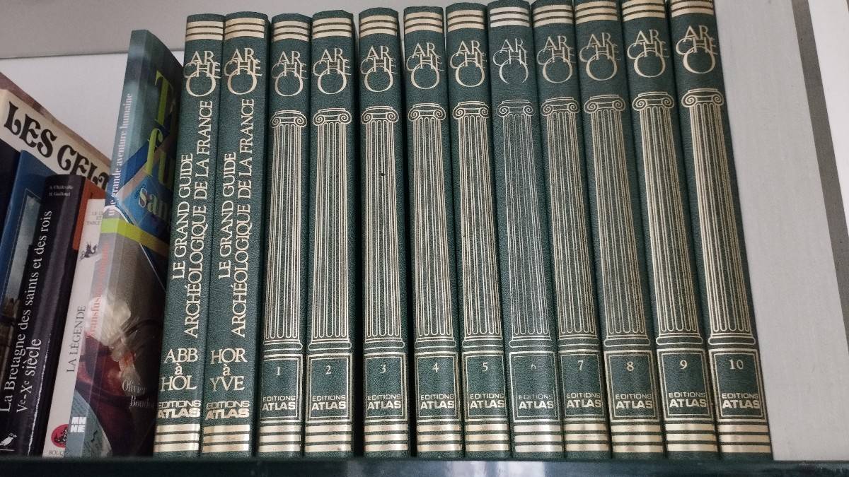 Vends encyclopédie Archéologie