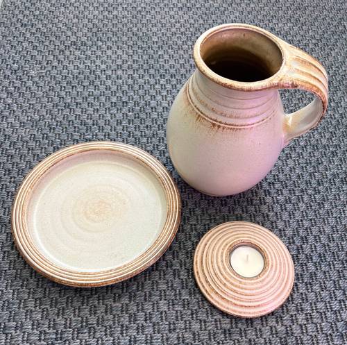 Vends ensemble (vase, bougeoir,assiette) en céramique