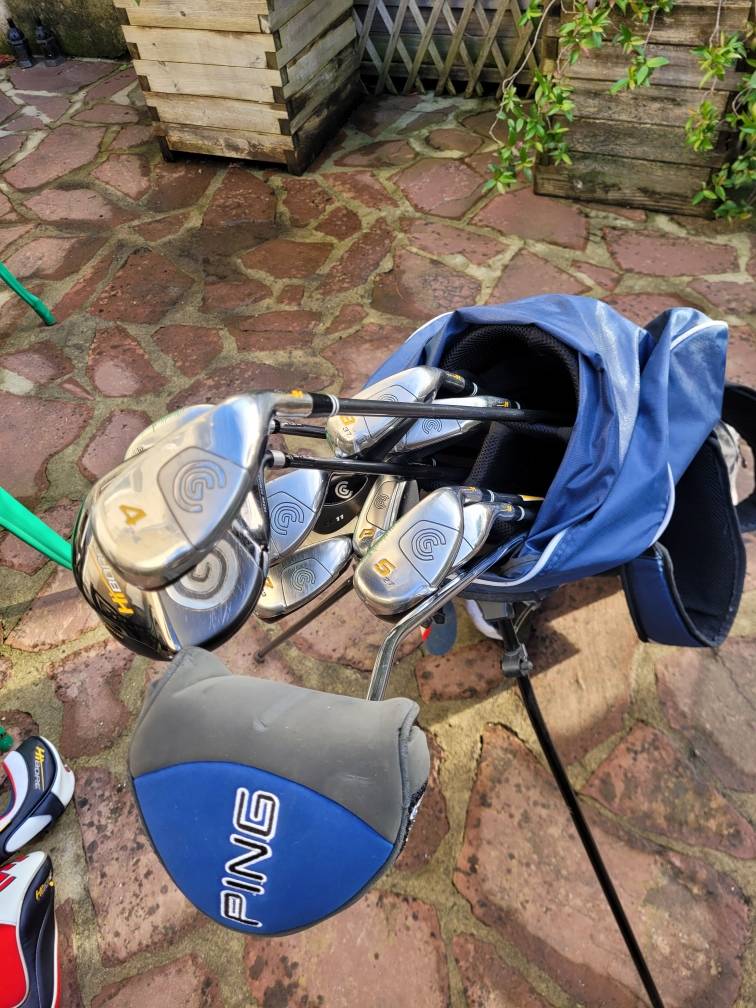 Vends ensemble clubs de golf
