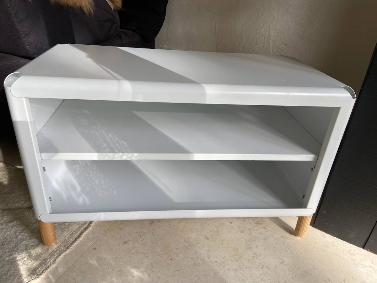 Vends étagère basse