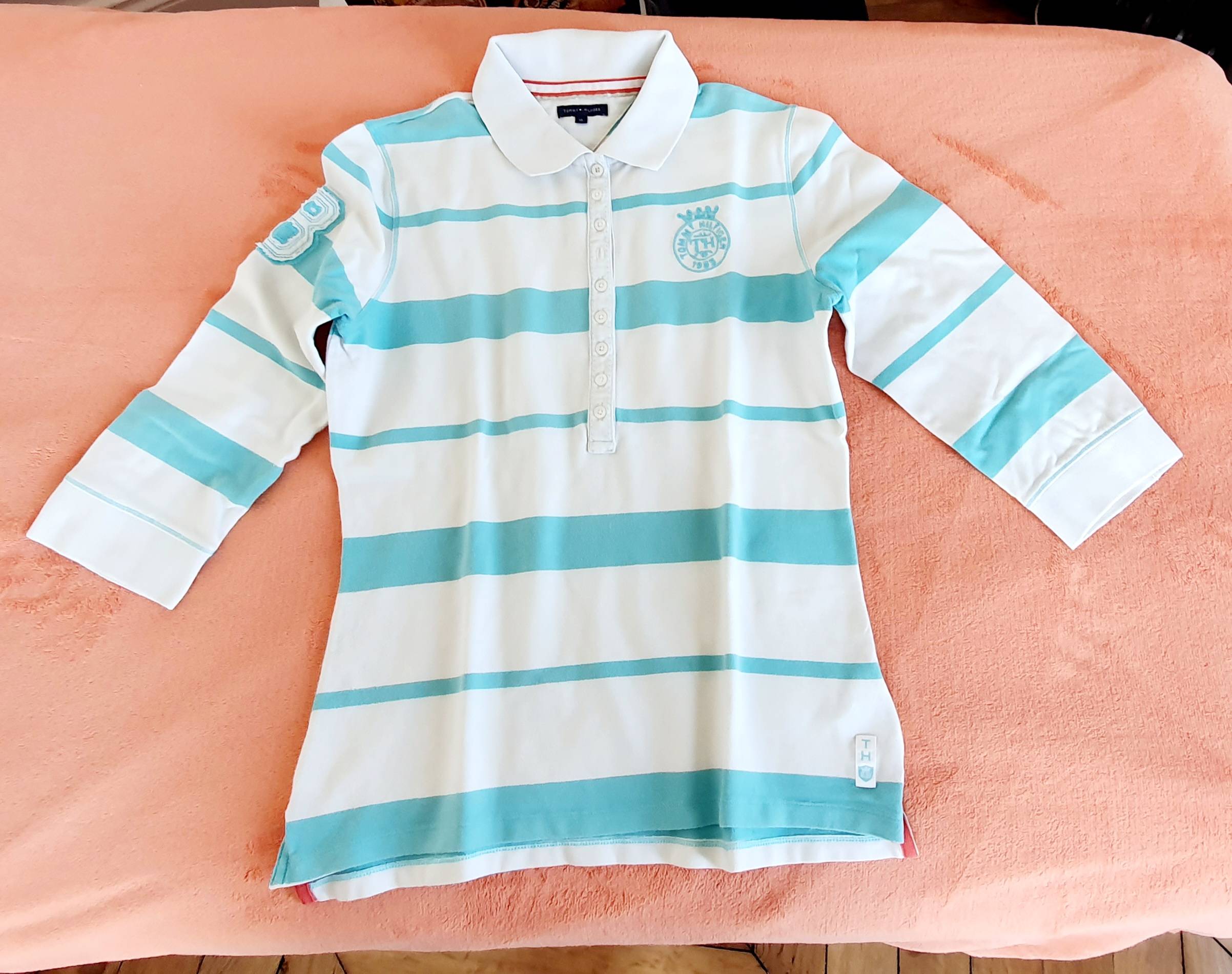Vends Polo Femme col et manches 3/4, Tommy Hilfiger très bon état - Taille M