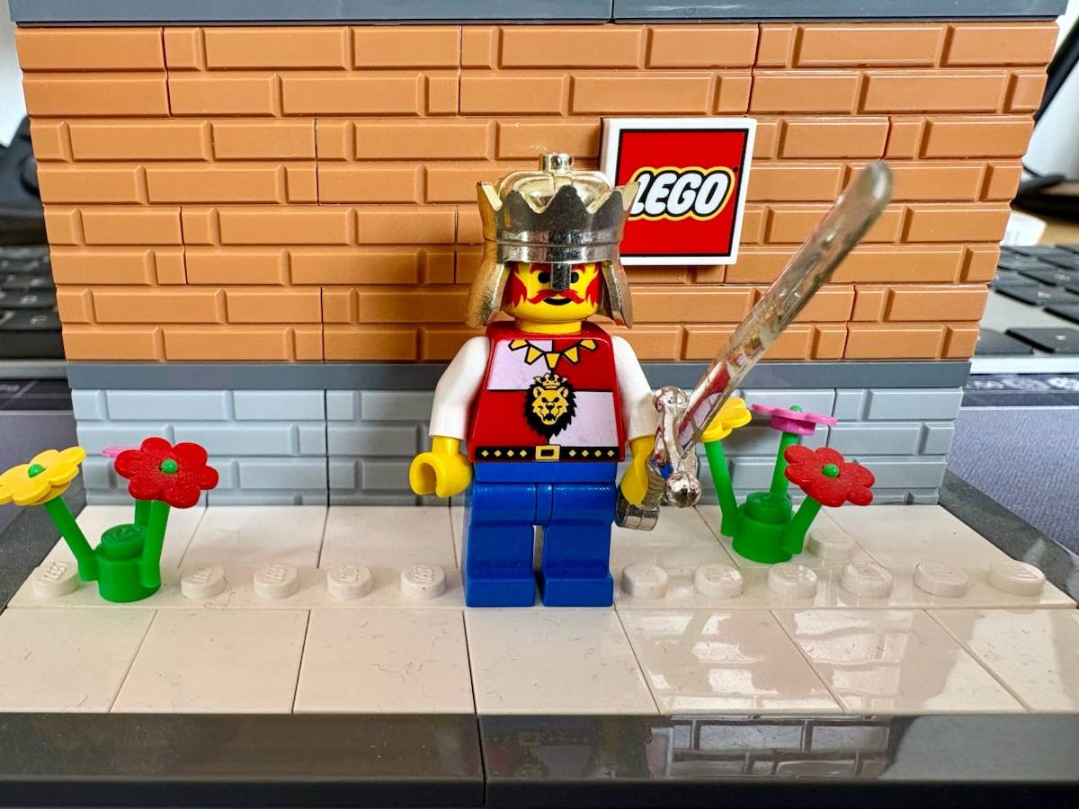 Vends Figurine Lego Royal Knights - King (cas060a)