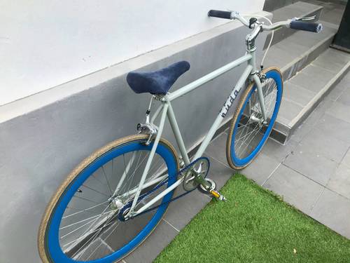 Vends vélo Fixie bleu et blanc