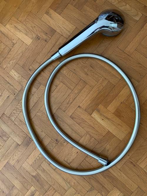 Vends flexible de douche avec douchette