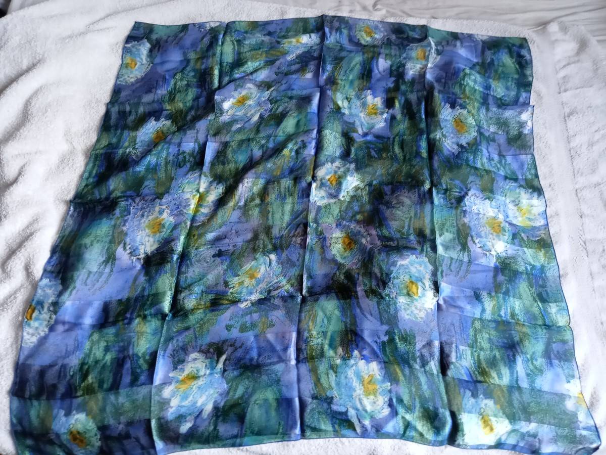 Vends foulard en soie Nymphéas de Monet de la marque Castel en excellent état