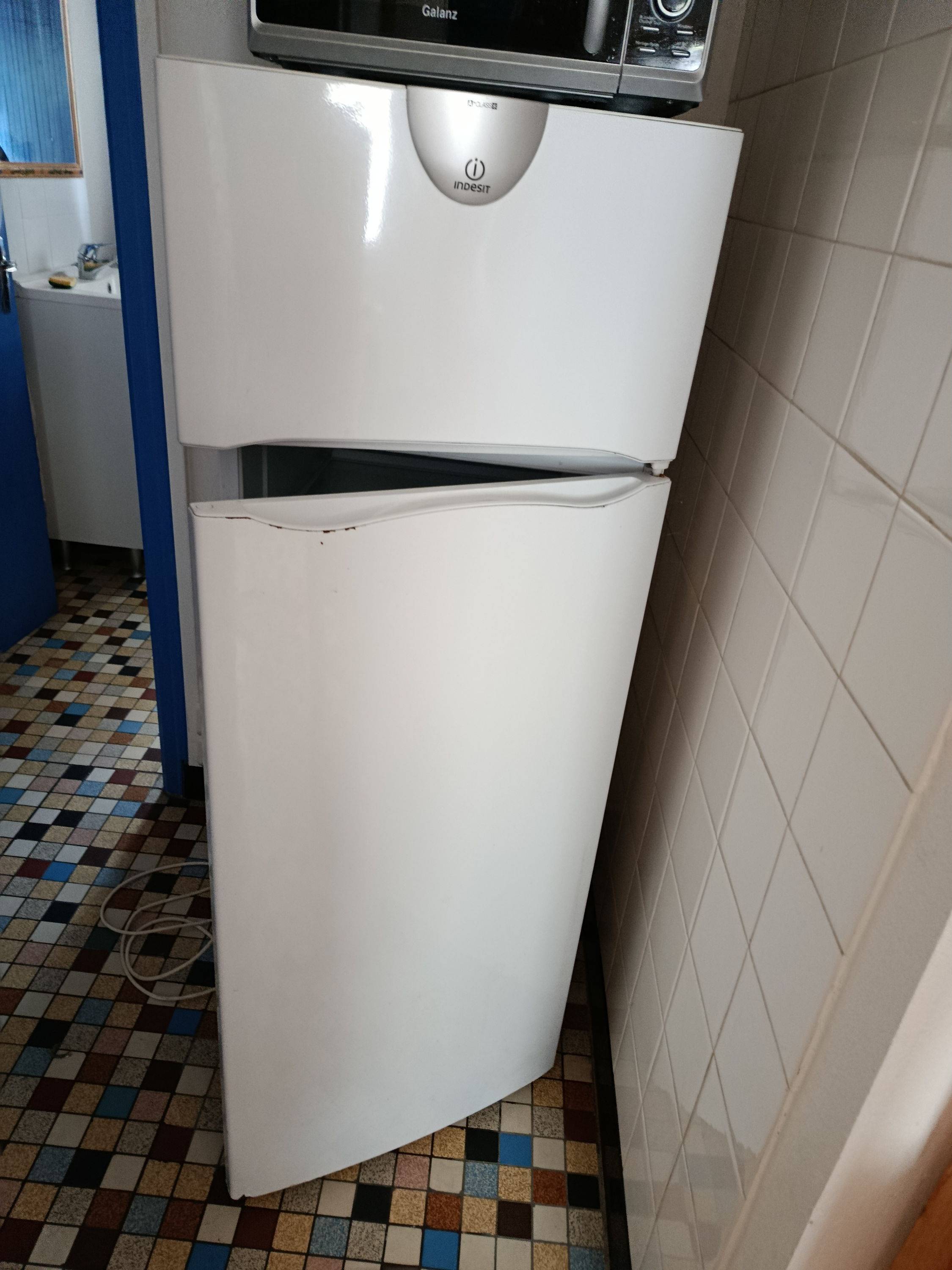 Vends frigo Indésit Classe A