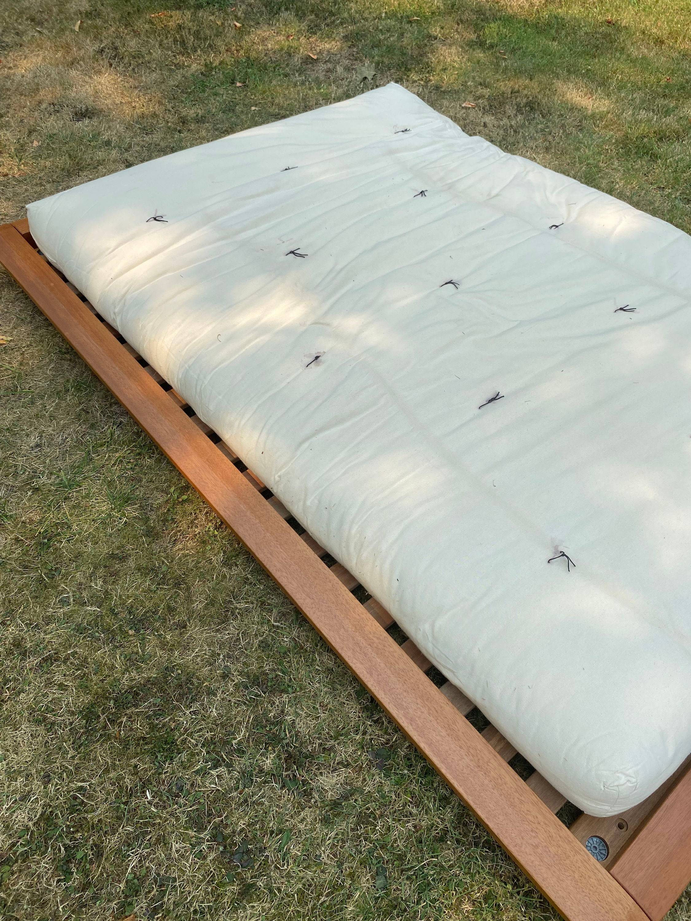 Vends lit futon 140x200