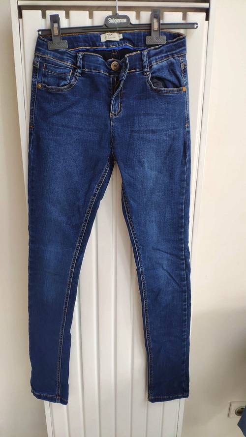 Vends jean garçon CYRILLUS taille 14 ans