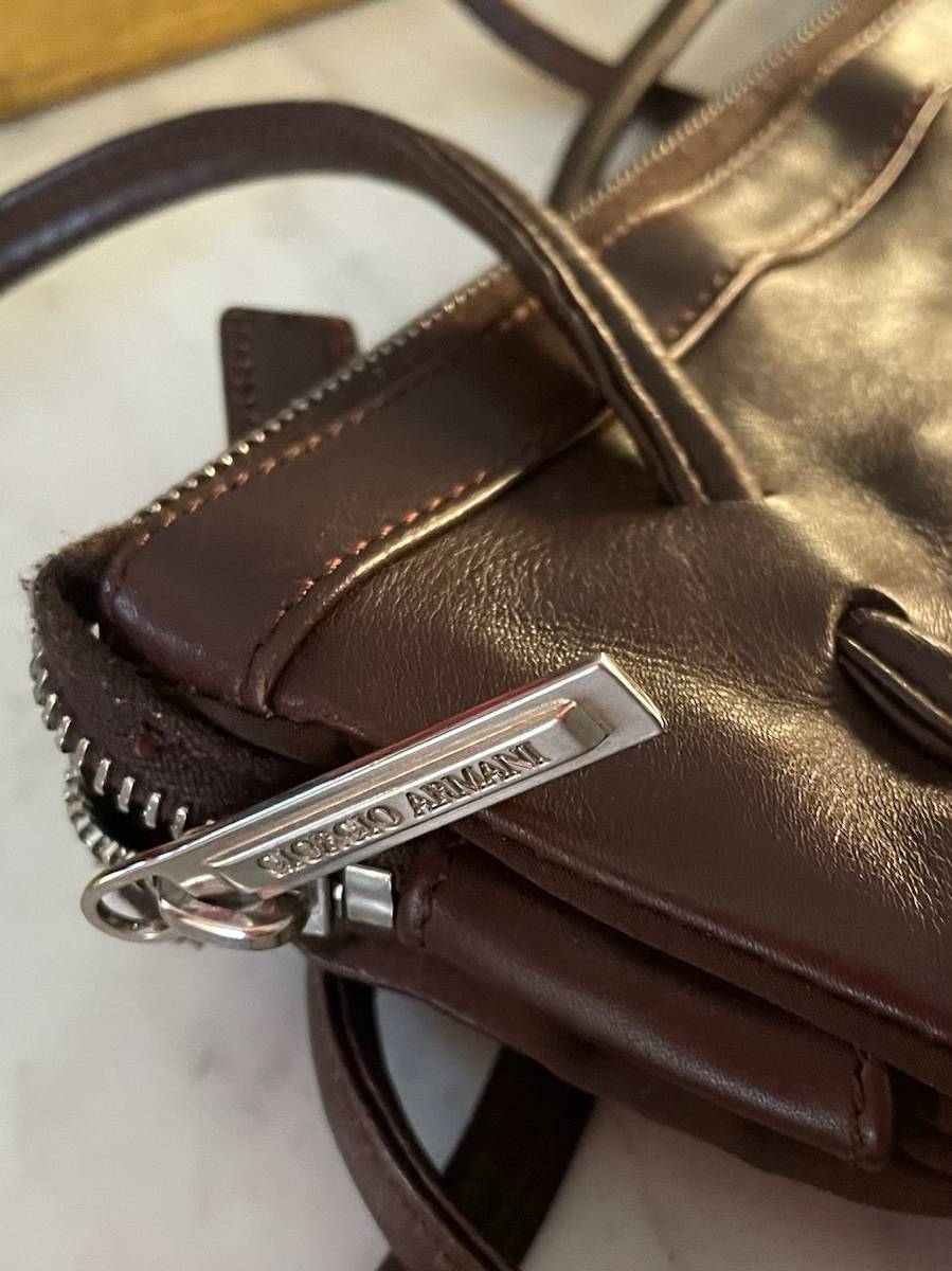 Vends sac baguette en cuir chocolat Giorgio Armani