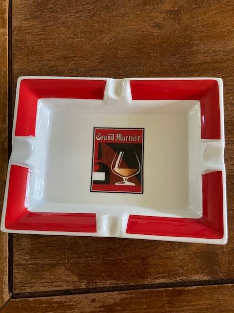 Vends grand vide-poche Publicitaire Grand Marnier (21x16 cm)