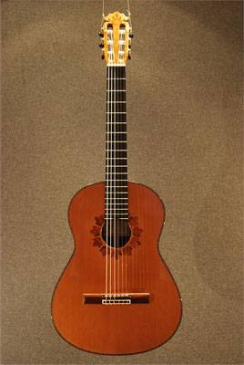 Vends Guitare classique exceptionnelle Arabette Valérie Duchateau du luthier Remy Larson