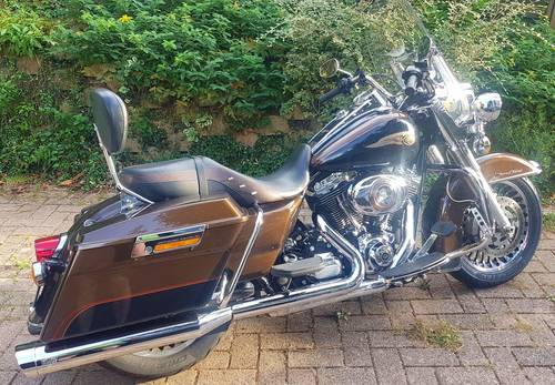 Vends Harley Davidson Road King 2013 série Anniversaire - 25 743 km - 2013