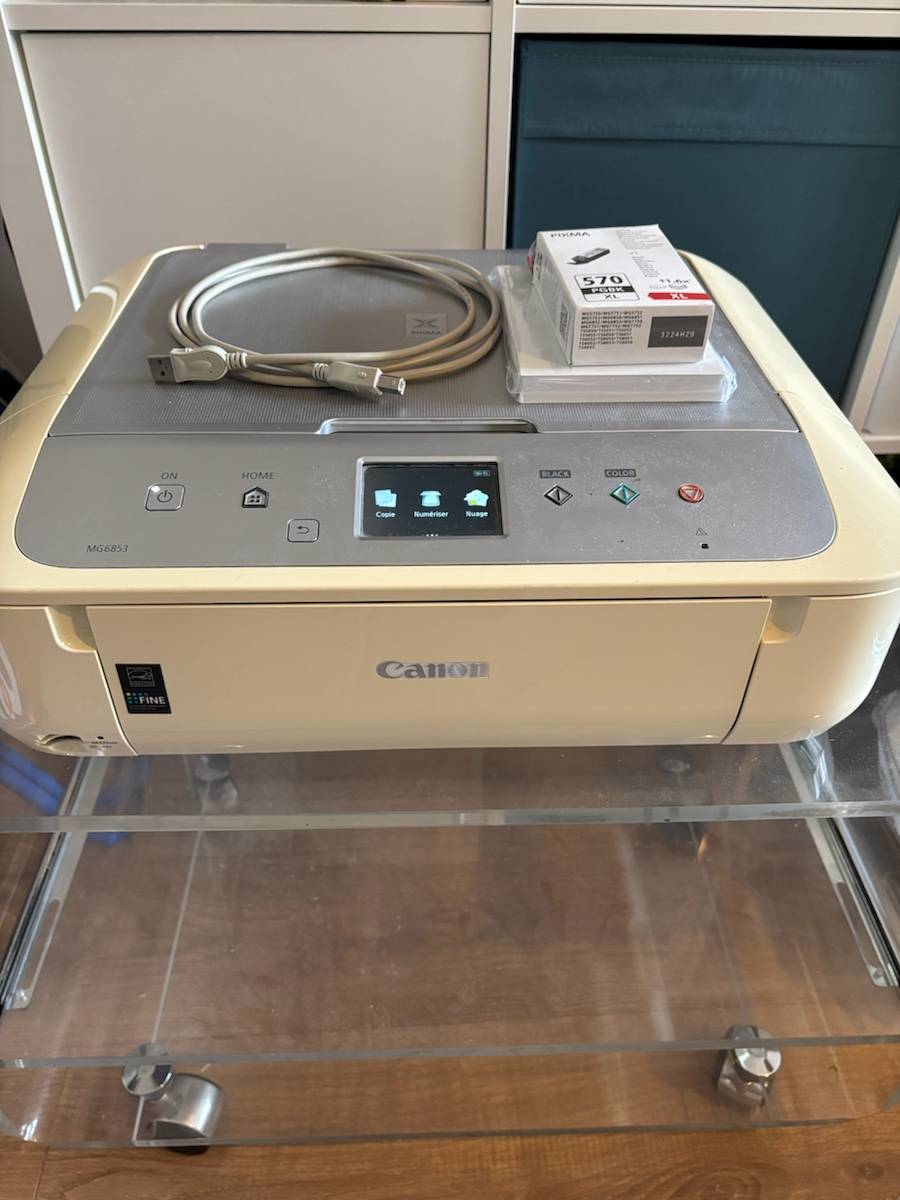 Vends imprimante Canon tout-en-un à réparer ou pour pièces