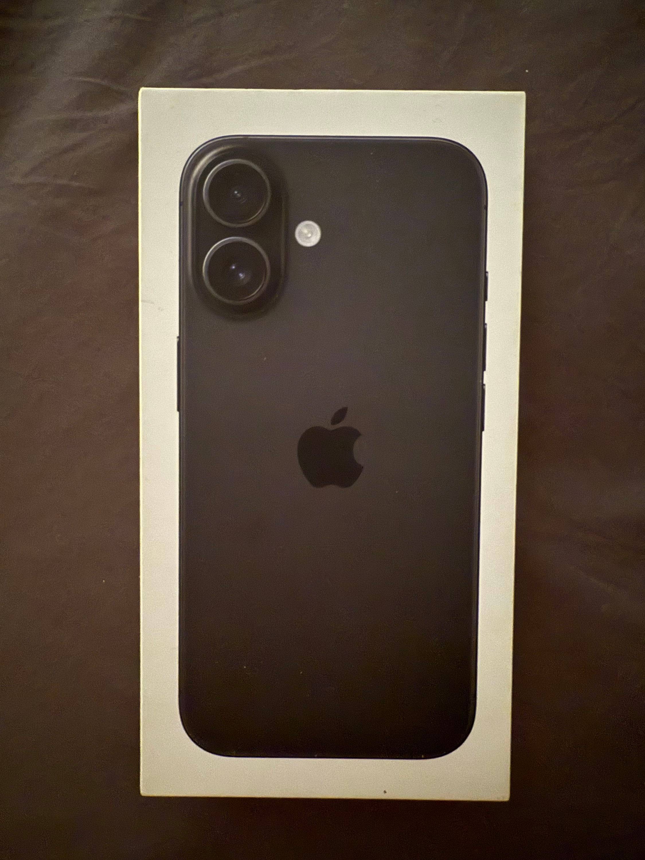 Vends iPhone 16, neuf, 128 Go, noir