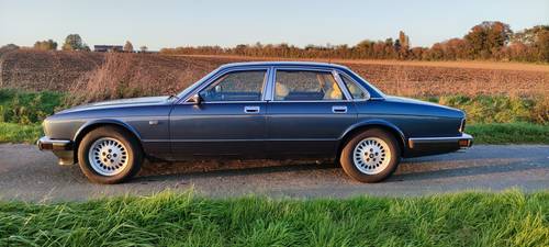 Vends Jaguar XJ 40 impeccable