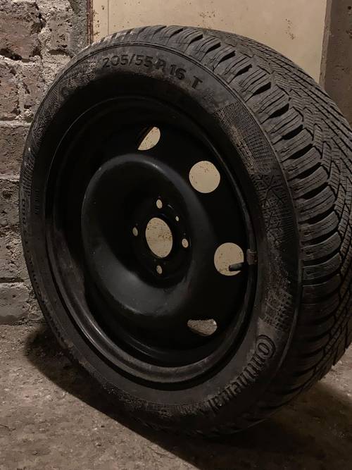 Vends 4 Jantes + 4 Pneus Neige 205/55R16T - Paris 16
