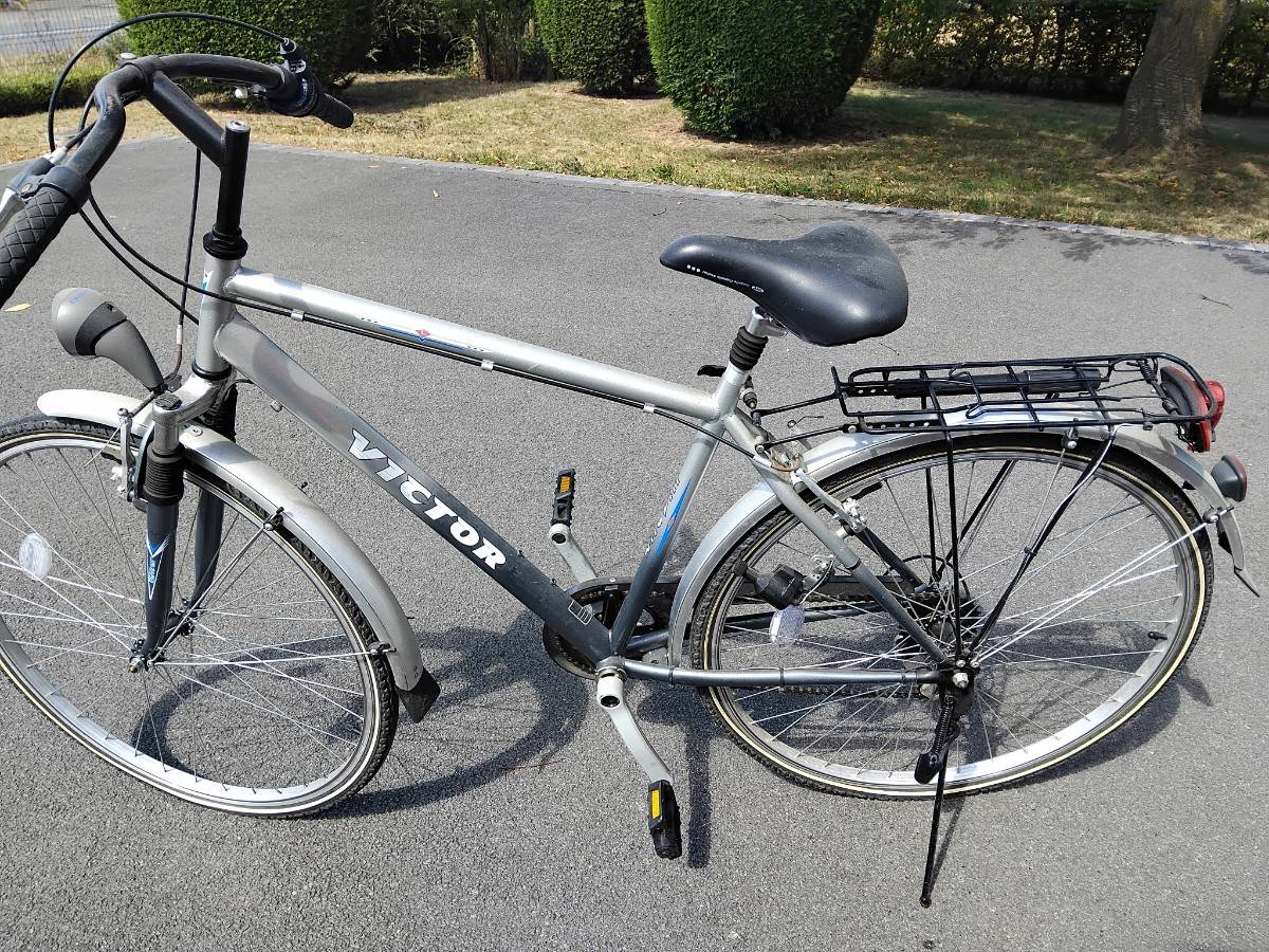 Vends vélo jeune fille et homme