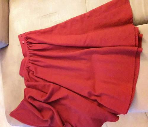 Vends jupe laine trompe l’oeil rouge Pompéi