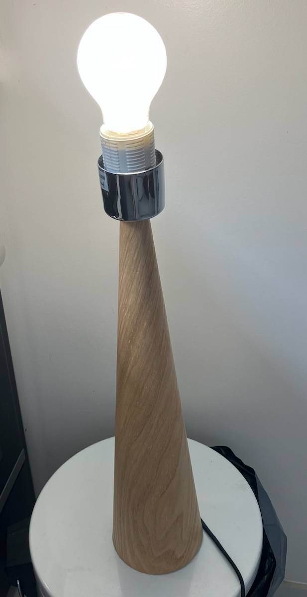 Vends pied de lampe neuf