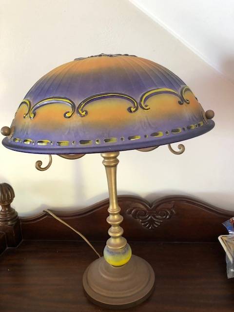 Vends lampe Tiffany à récupérer sur place