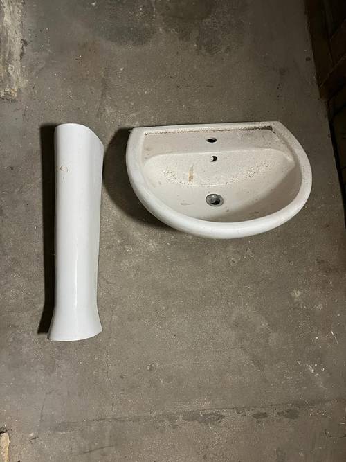 Vends lavabo blanc 58x48x18cm