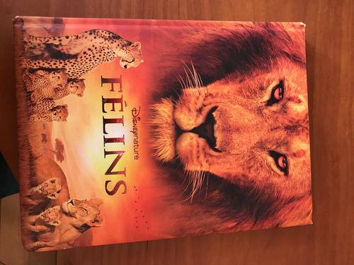 Je vends 1 livre Disneynature FELINS 5€