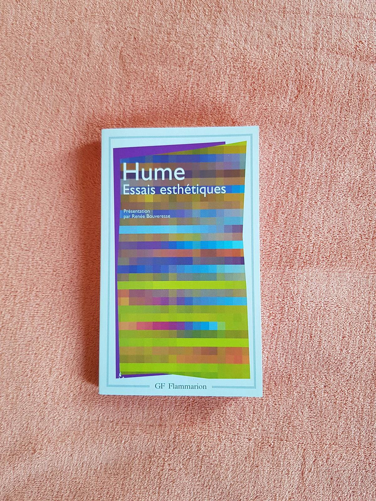 Vends livre philosophique "Hume essais esthétiques" R. Bouveresse