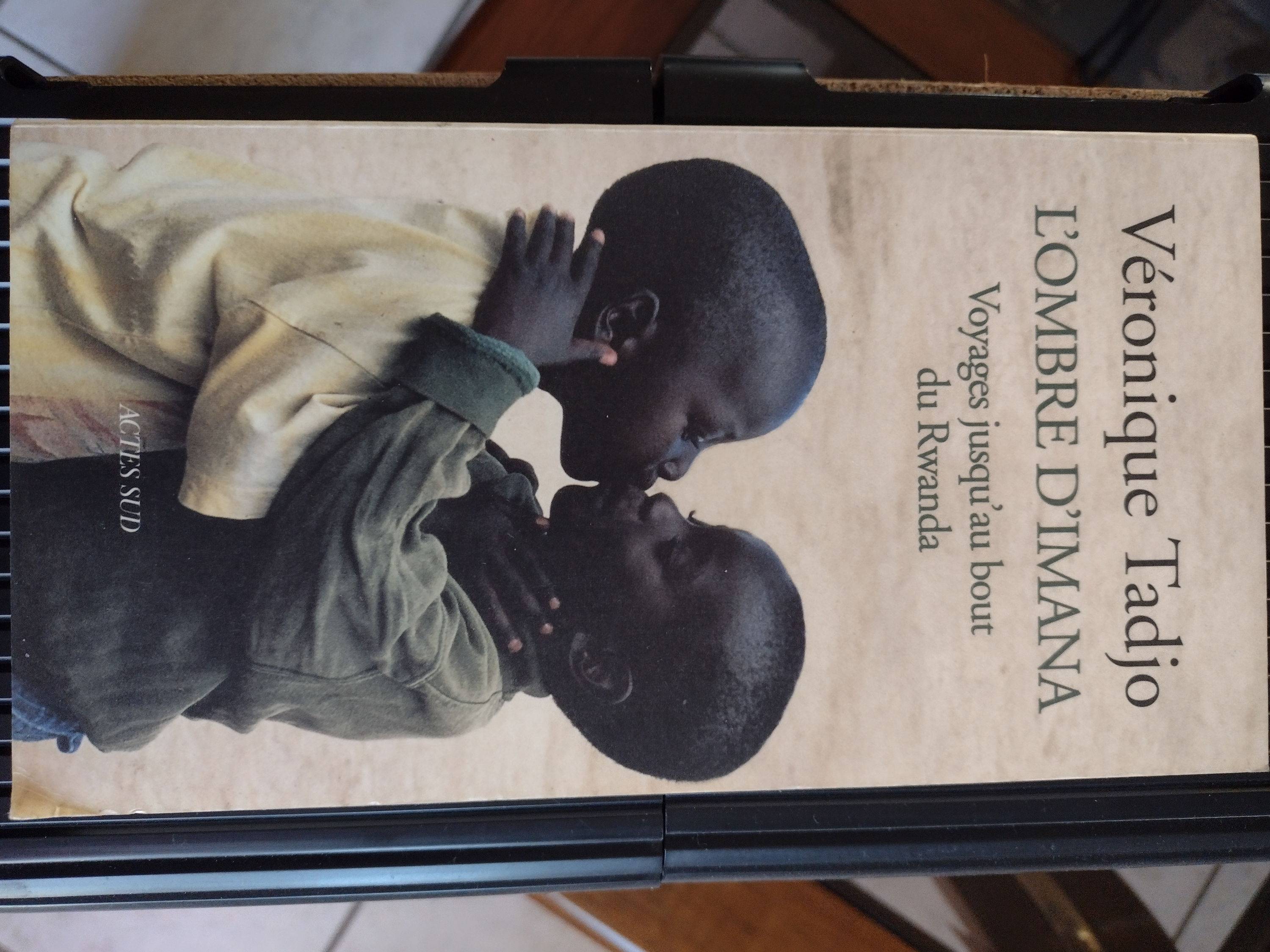 Vends livre sur le Rwanda de Véronique Tadjo