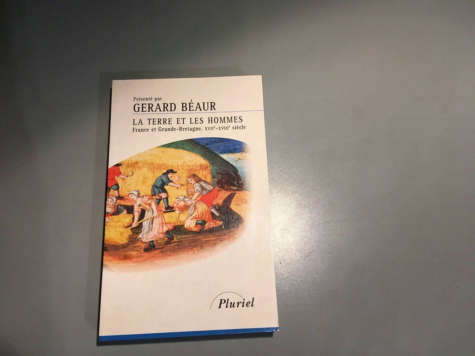 Vends Livre sur la Terre et les Hommes