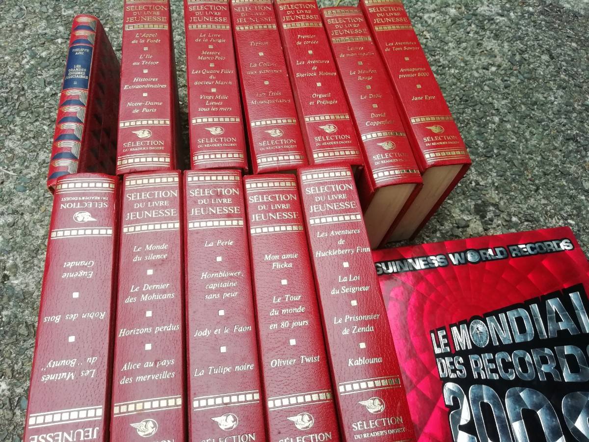 Vends lot de 14 livres grands classiques jolies reliures on Gens de Confiance