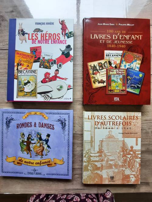 Vends livres sur les livres, héros, rondes et danses de notre enfance et sur les livres scolaires d’autrefois
