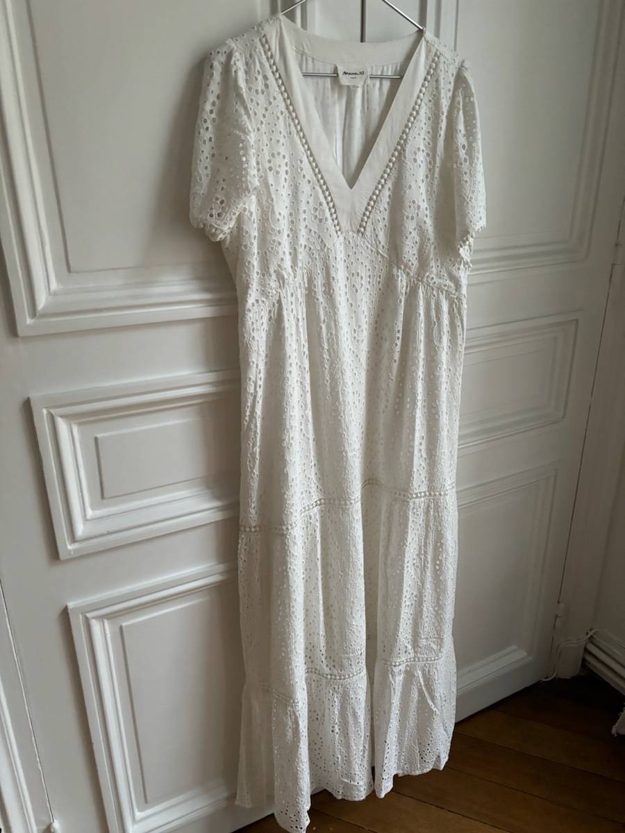 Vends magnifique robe longue blanche en dentelle Maison 123 - comme neuve