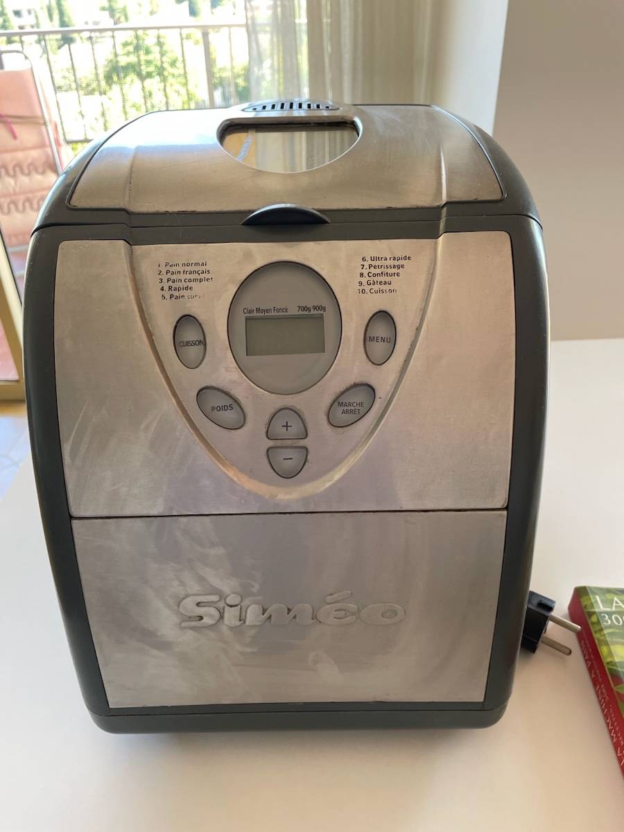 Vends machine à pain