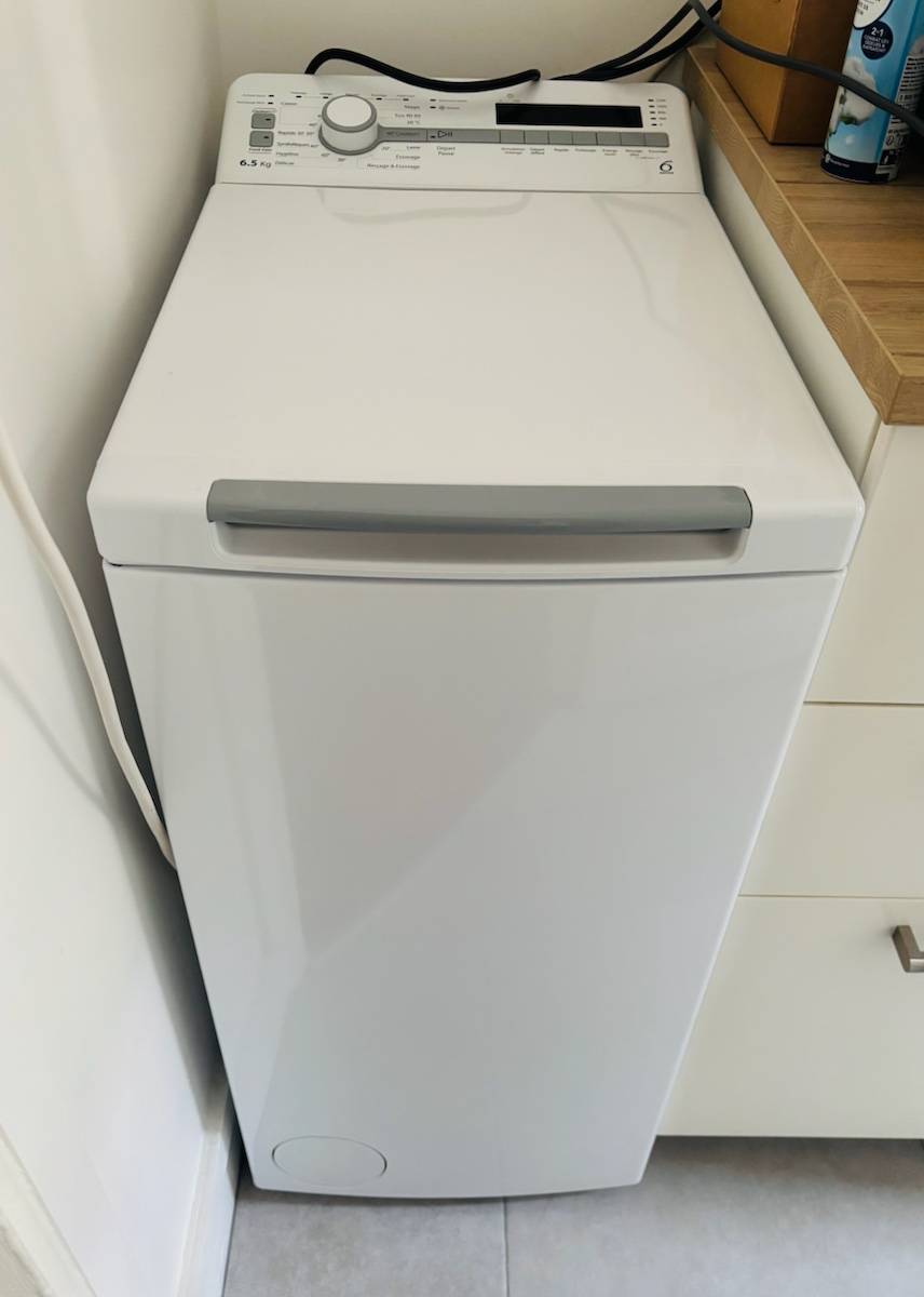 Vends machine à laver Whirlpool 6,5 kg, en excellent état
