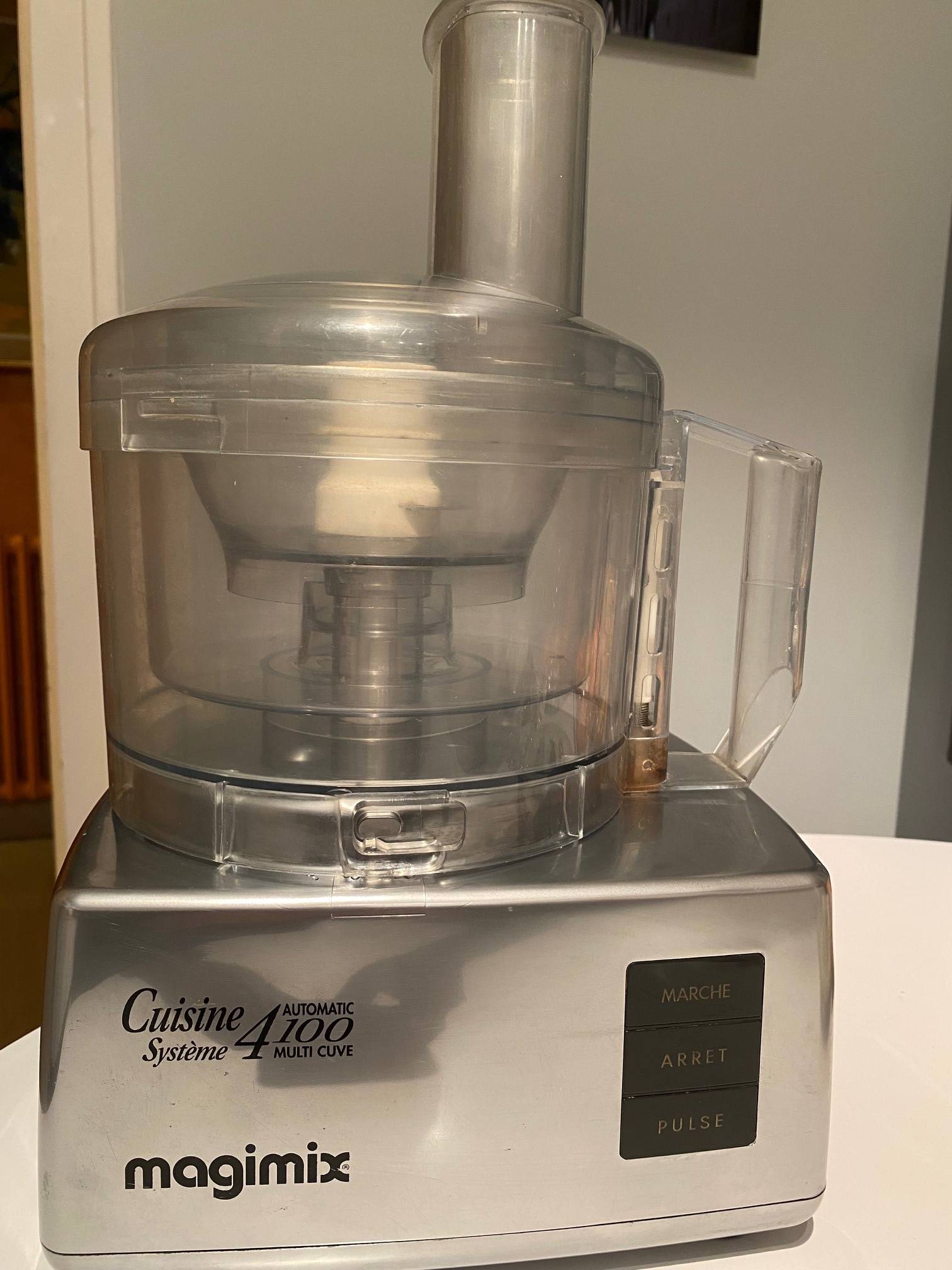 Vends Magimix chromé 4100 complet on Gens de Confiance