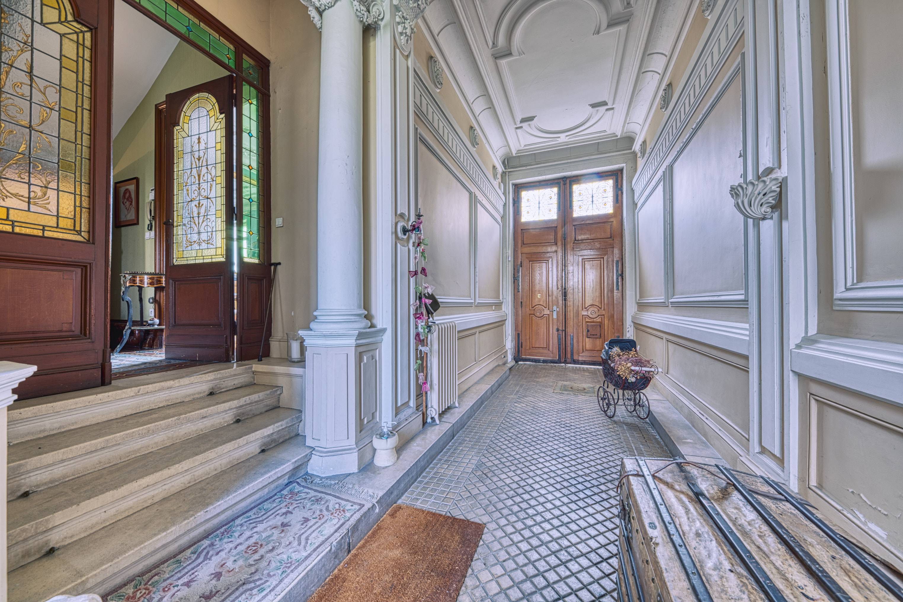 Vends Magnifique "Hôtel Particulier" de 275m² avec 270m² de jardin, quartier Saint Genès - Bordeaux (33)