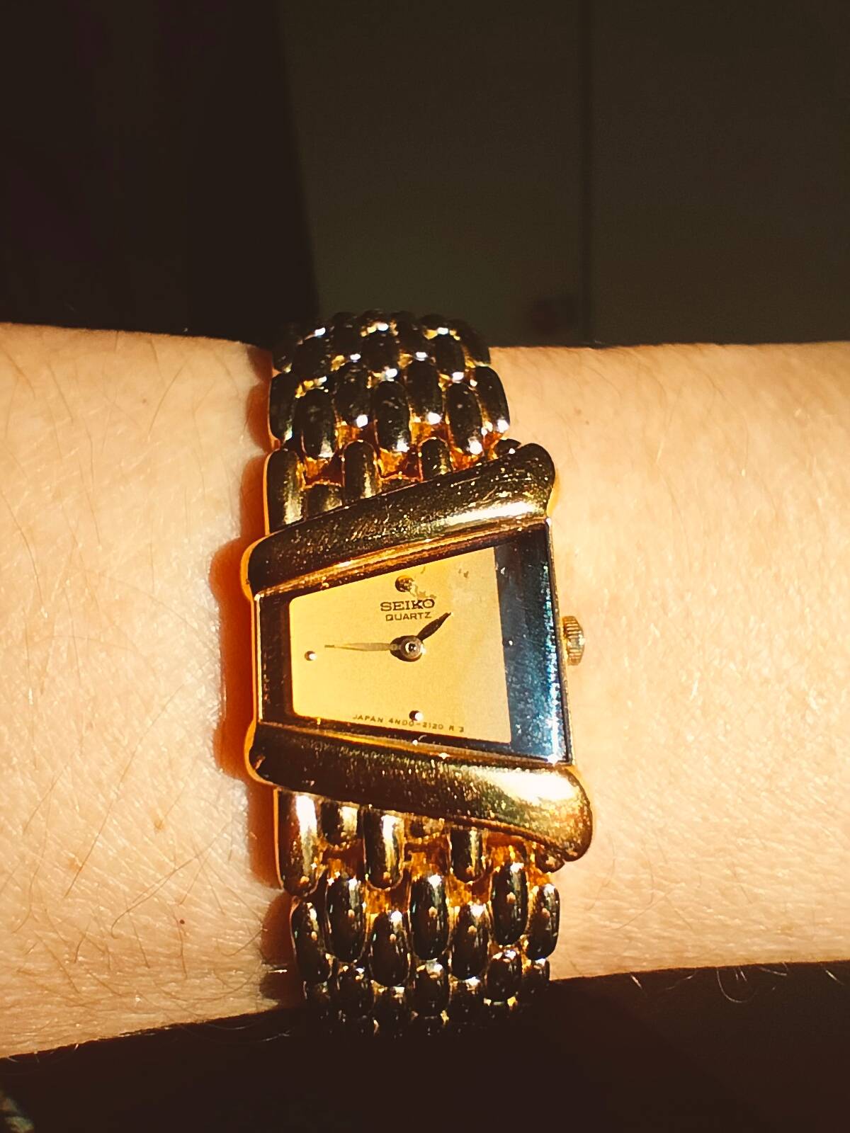 Vends magnifique montre femme marque Seiko